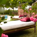 Old Garden Hotel 3*