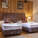 Hotel Old Garden 3*