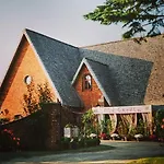 Hotel Old Garden 3*